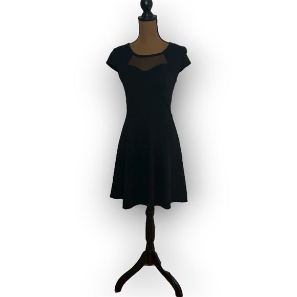 No Boundaries, LBD Black Dress Mesh Sweetheart Chest Cut Out, Women’s Medium - Picture 1 of 8